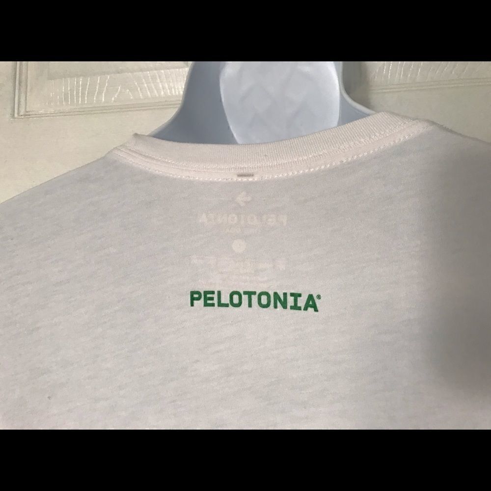 Pelotonia Size Large T-Shirt - Picture 6 of 6